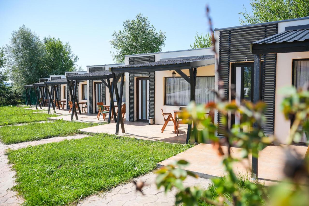 Bungalowuri "Doi Cocosi " Villa Horezu Ngoại thất bức ảnh