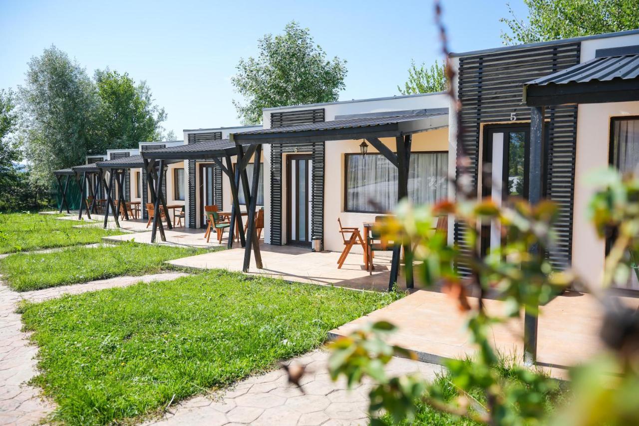 Bungalowuri "Doi Cocosi " Villa Horezu Ngoại thất bức ảnh