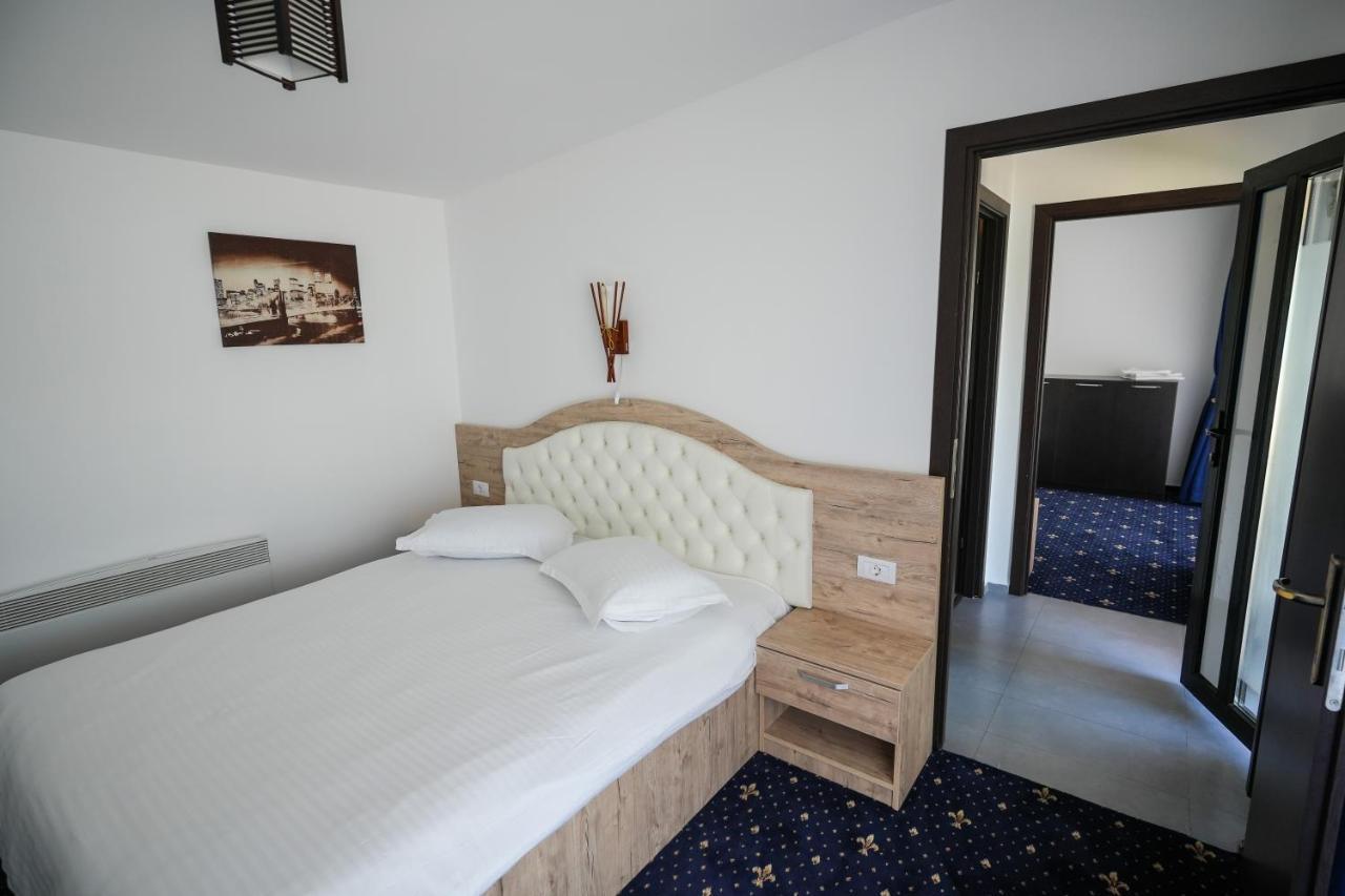 Bungalowuri "Doi Cocosi " Villa Horezu Ngoại thất bức ảnh