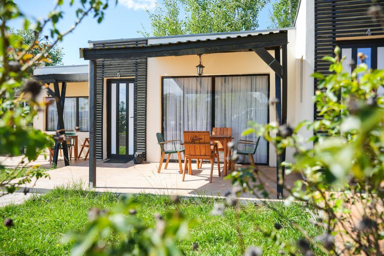 Bungalowuri "Doi Cocosi " Villa Horezu Ngoại thất bức ảnh