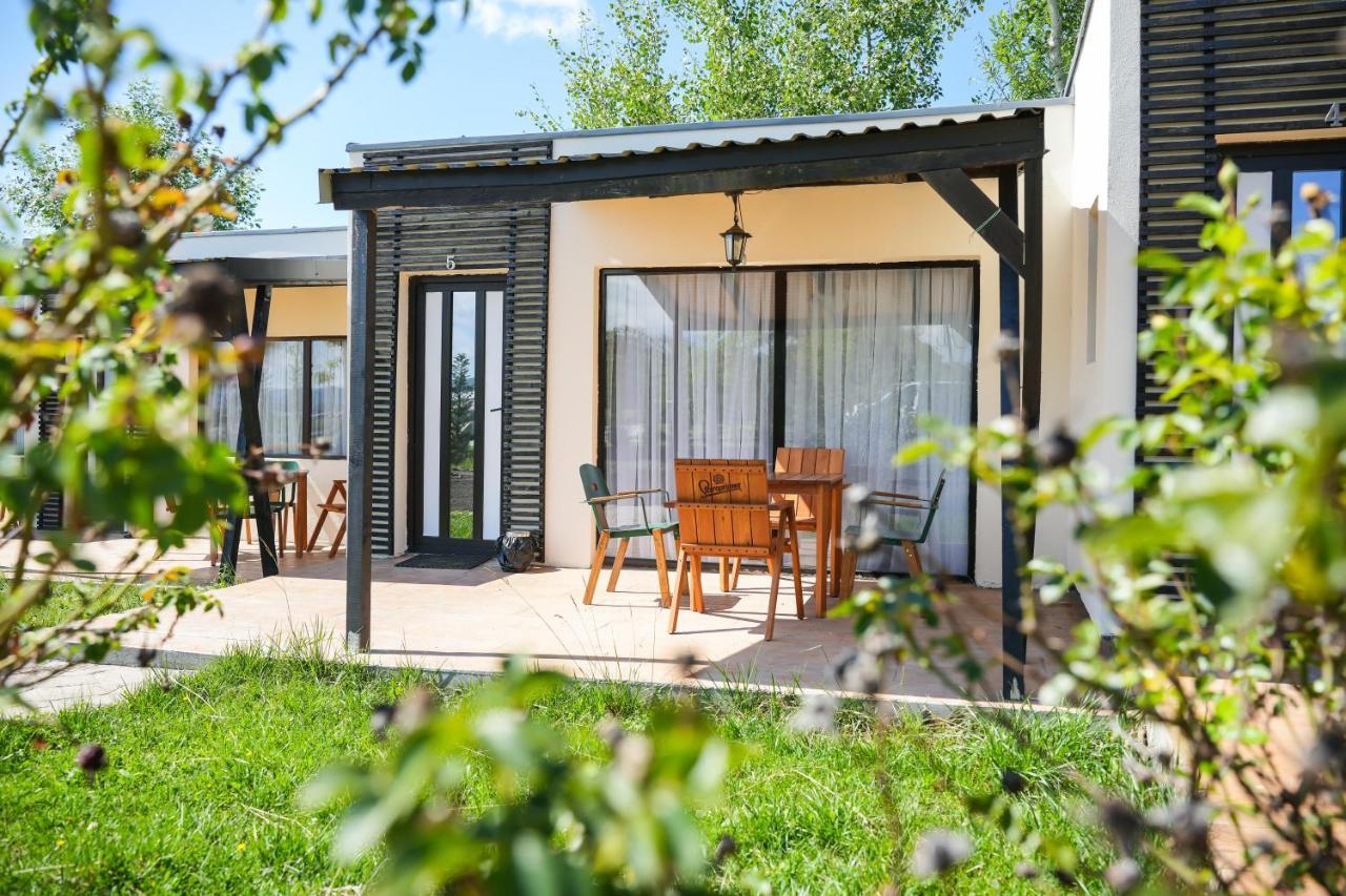 Bungalowuri "Doi Cocosi " Villa Horezu Ngoại thất bức ảnh